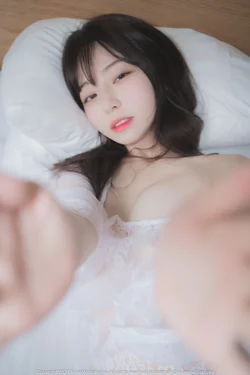 Eunbi_1st_093.jpg