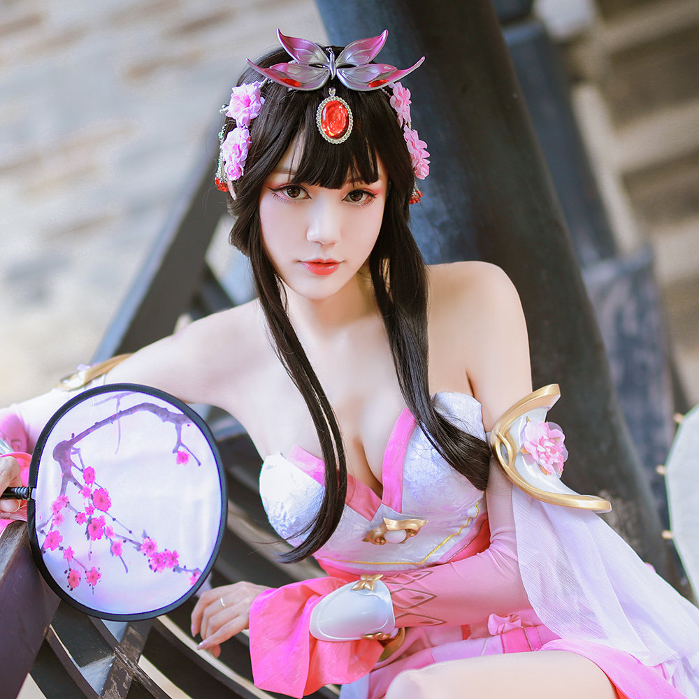 彩芸