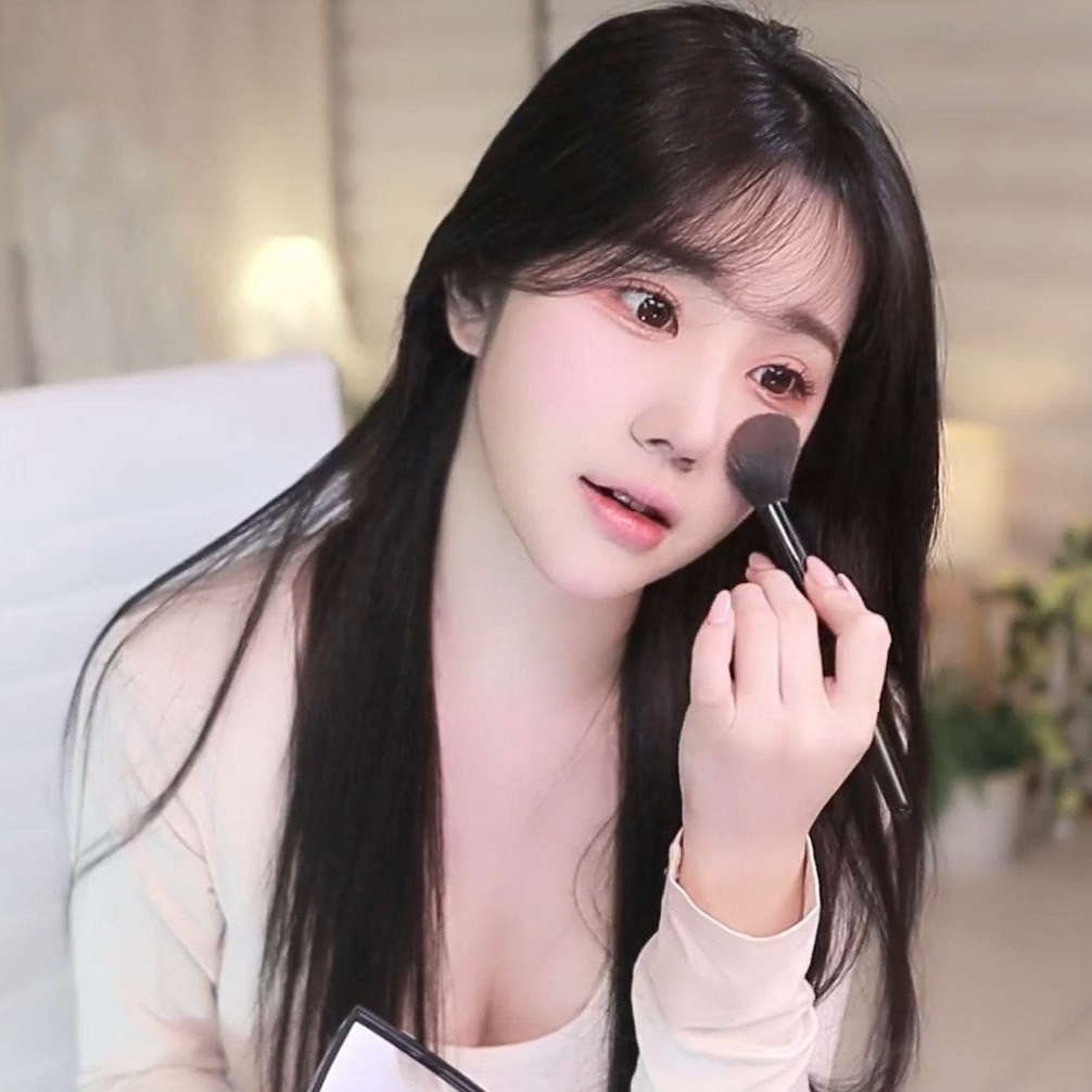 艾莉