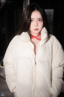 011.JPG