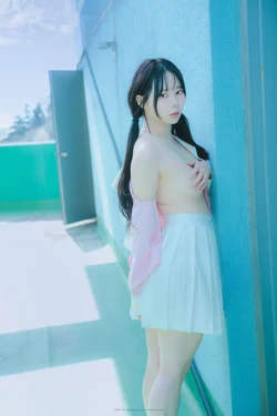 050.jpg